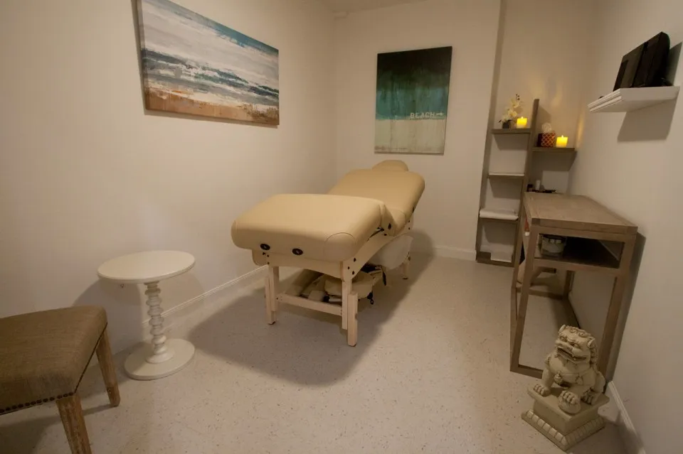Calm acupuncture treatment room at Acupuncture First in Montclair, NJ
